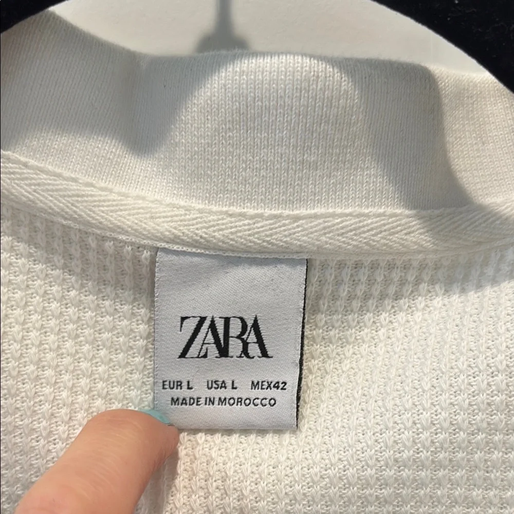 Zara Cream Short Sleeve Dress Shirt - Picture 2 of 3